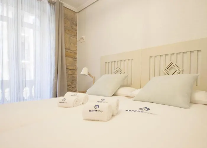 Gerezi - Basque Apartmán *